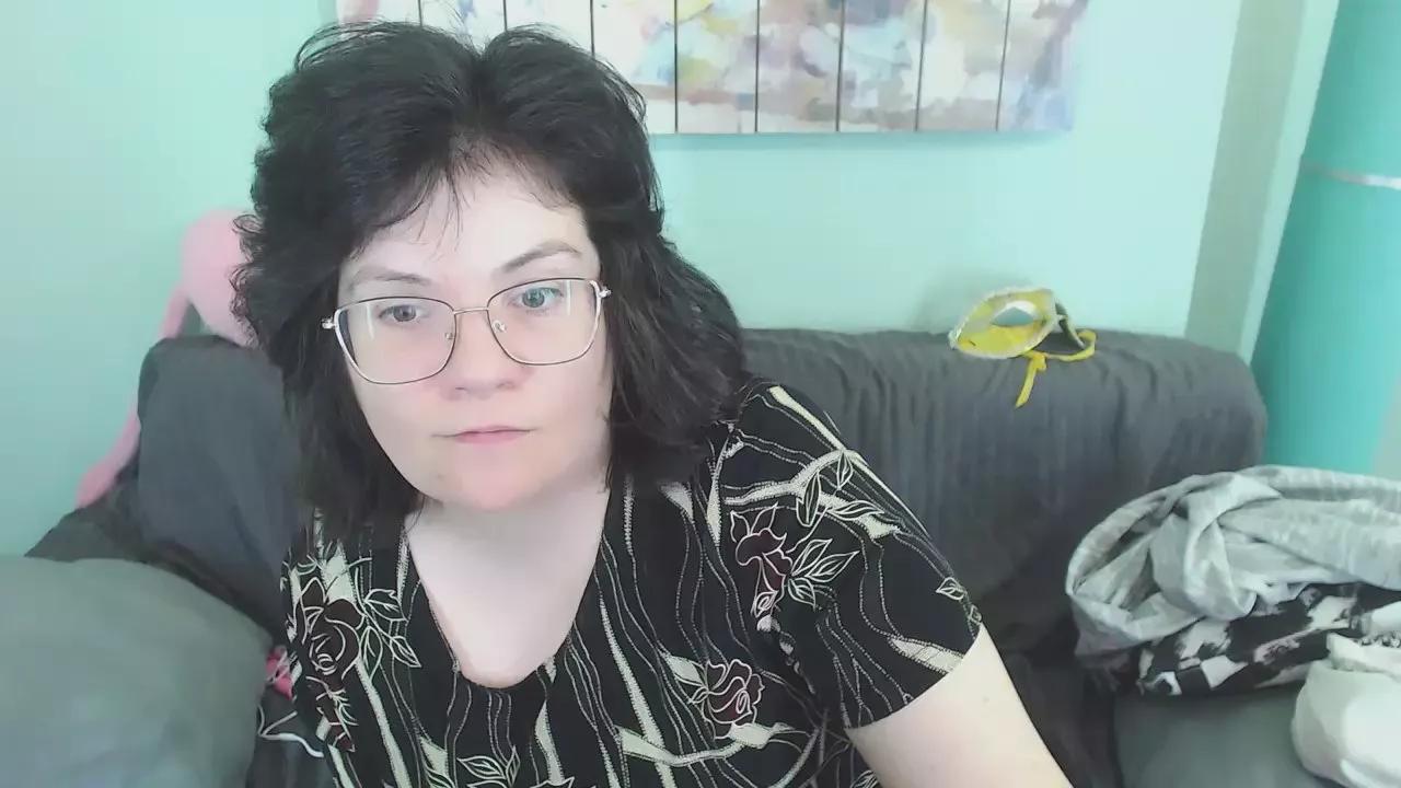 Everlie on Cam4 
