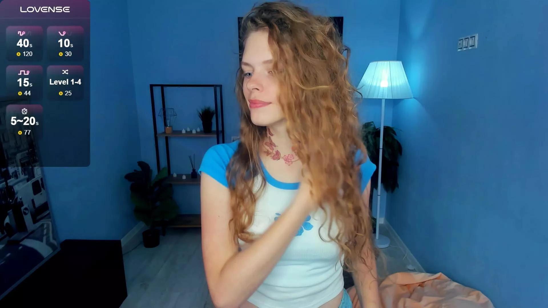 FalineCleverley on Cam4 