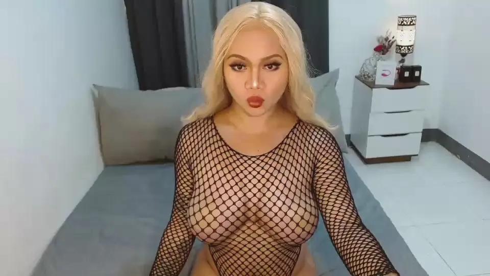 Offline FebAri on Cam4