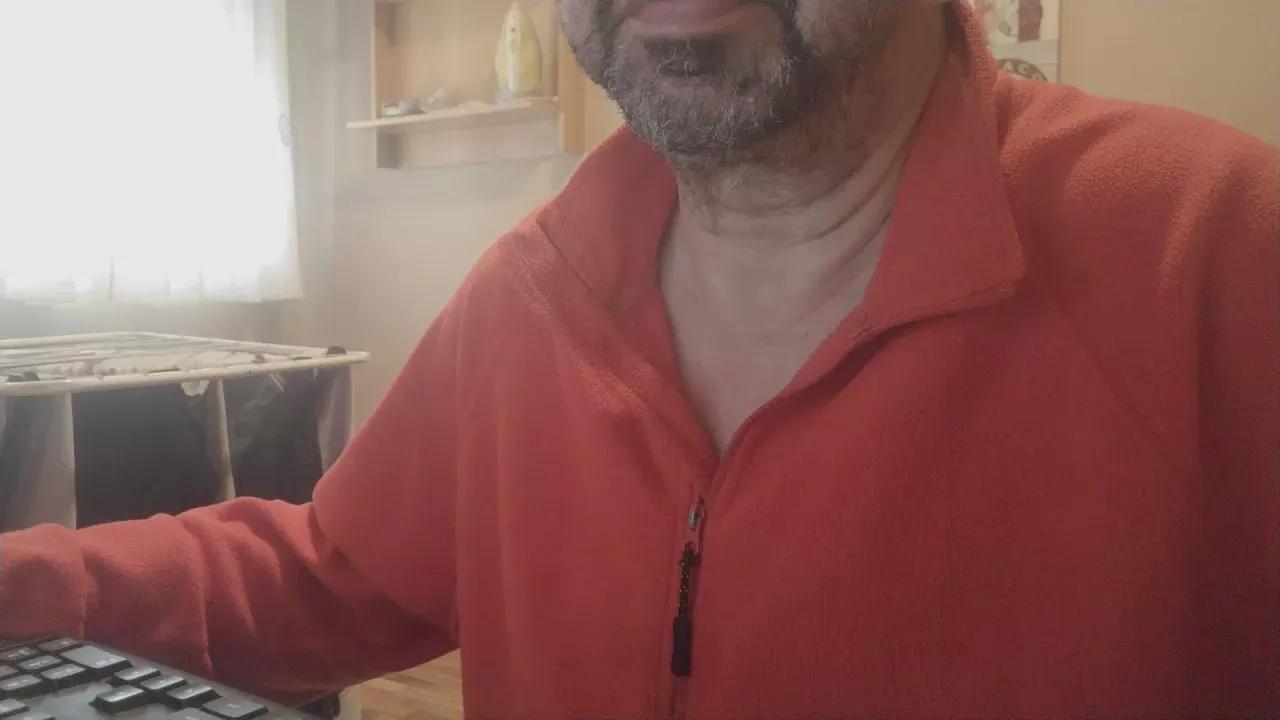 feoperomajo1 on Cam4 