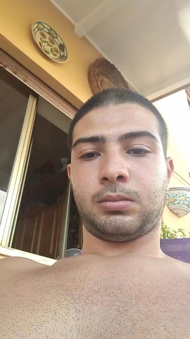 Ficcoduro3 on Cam4 