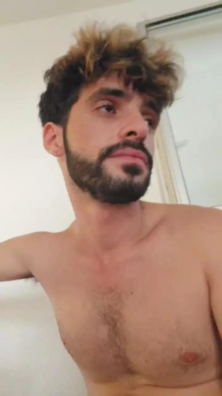 Filipe_24 on Cam4 