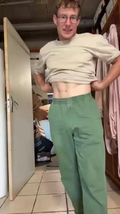 Fojoma on Cam4 