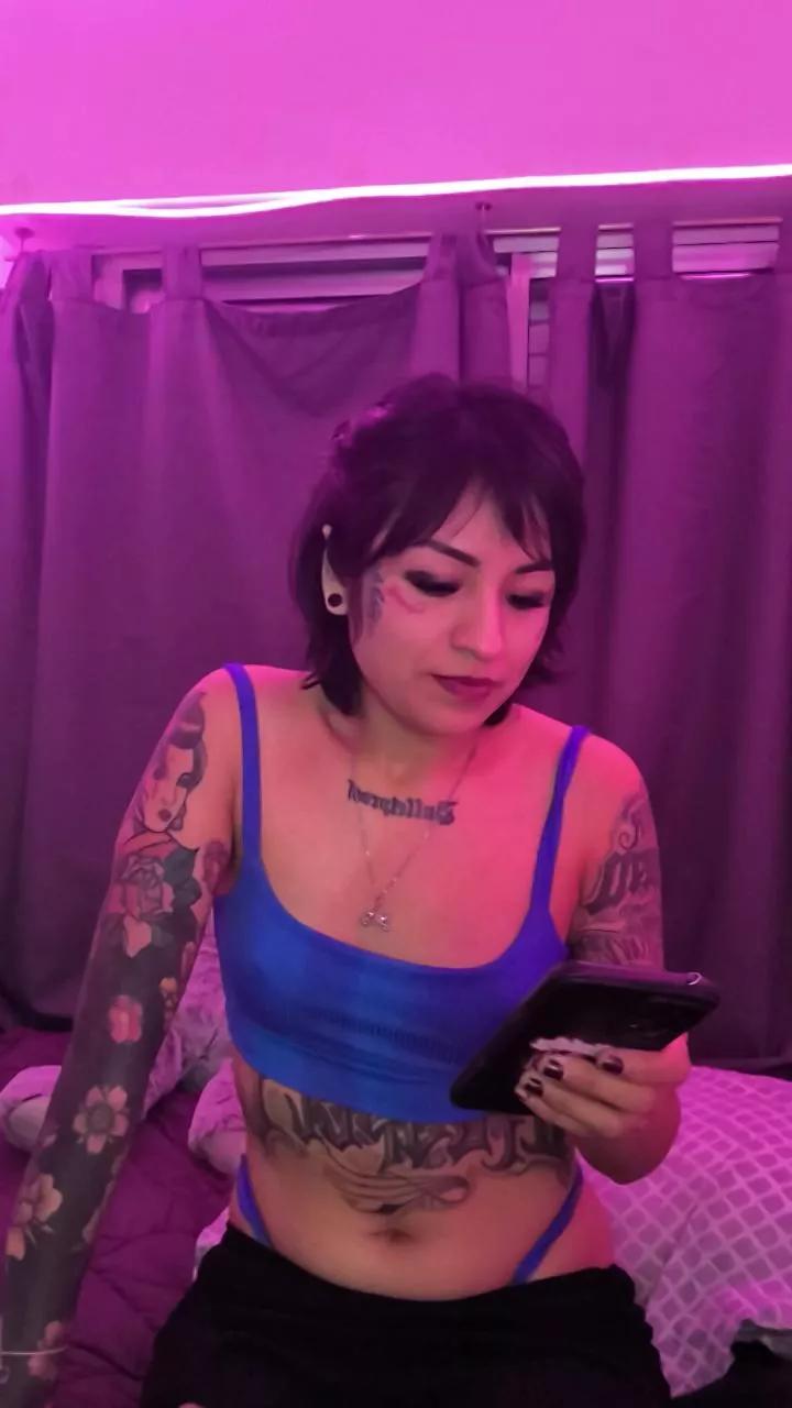 FoooxxyFitz on Cam4 