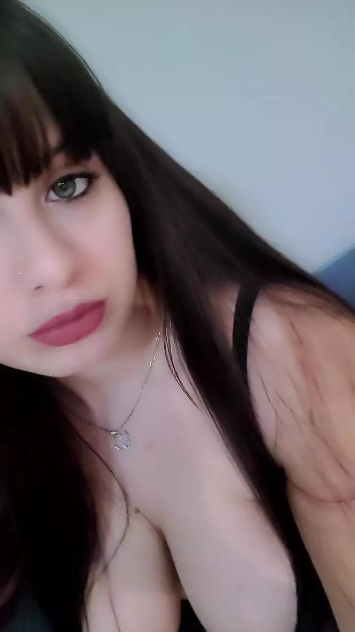 Foxy_Evii on Cam4 