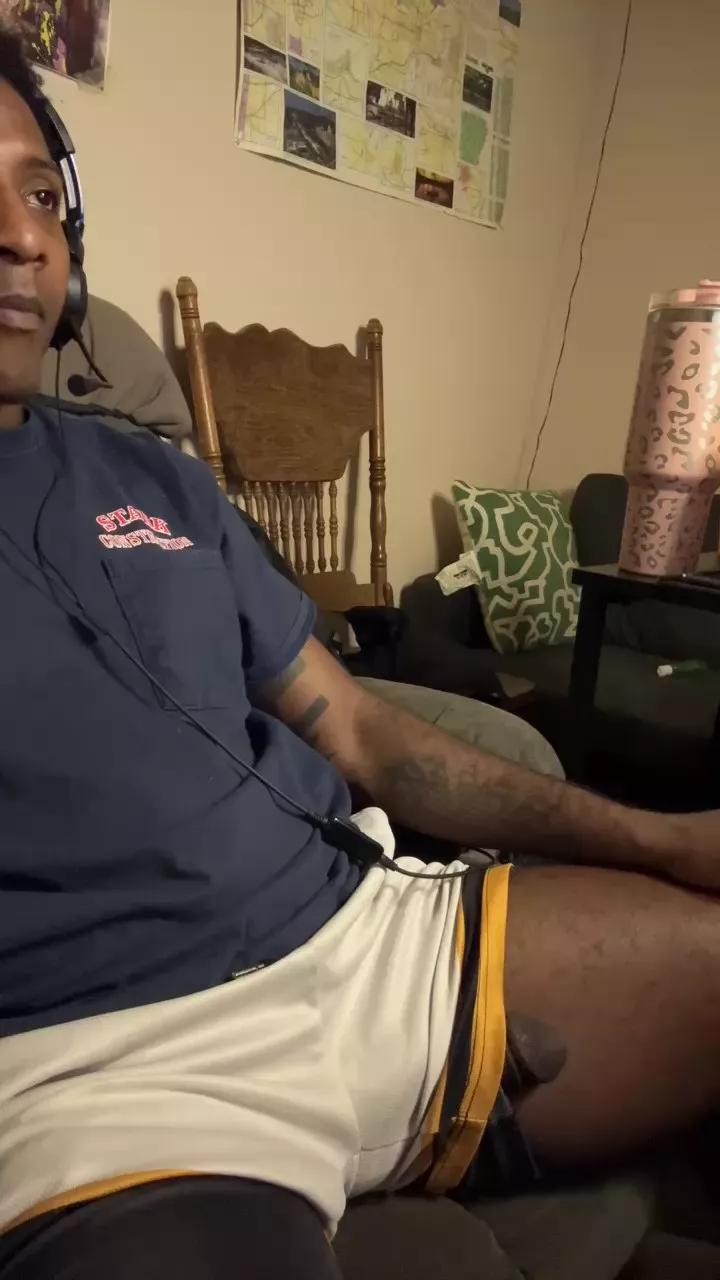 FreebandSolo on Cam4 
