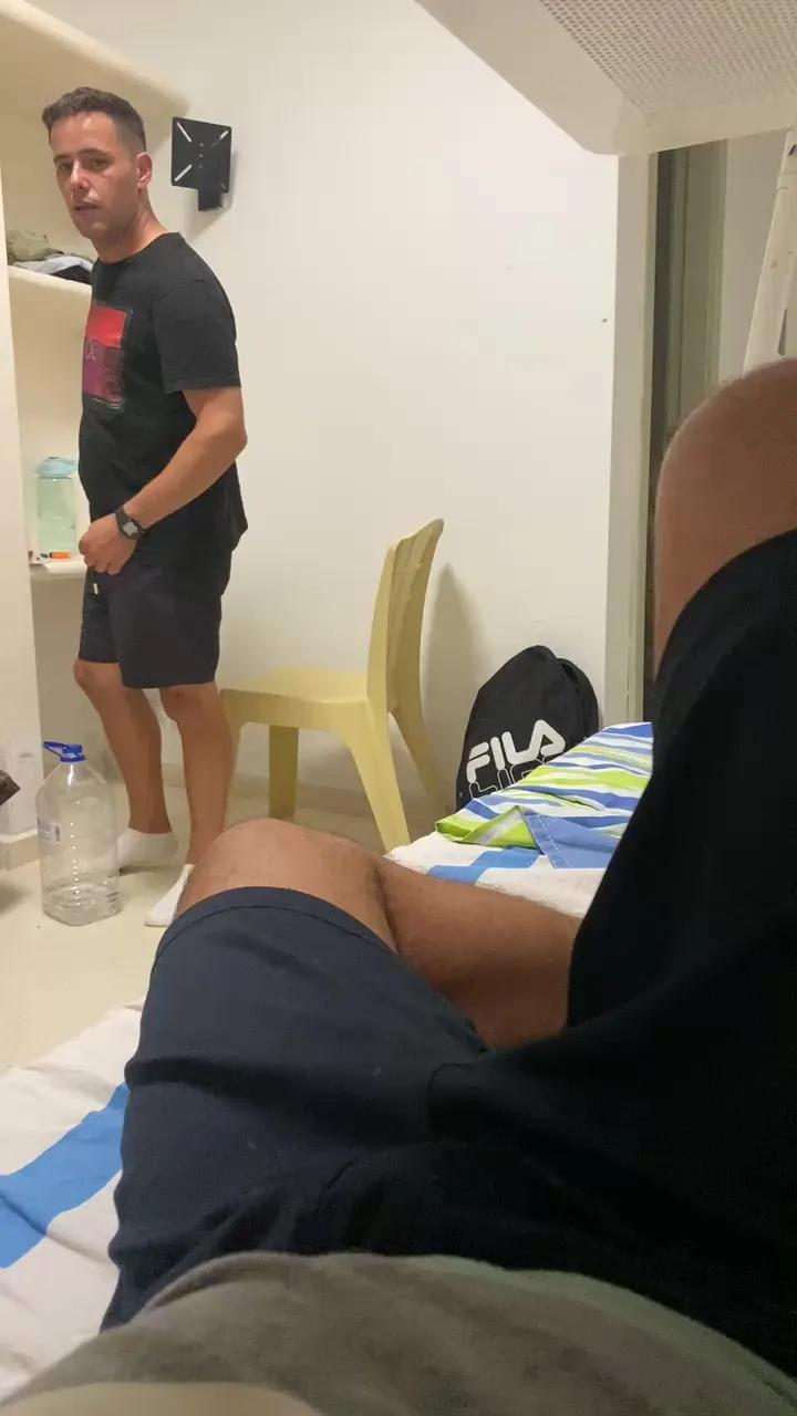 garguzja on Cam4