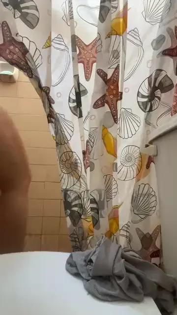 Offline Gatavuela on Cam4