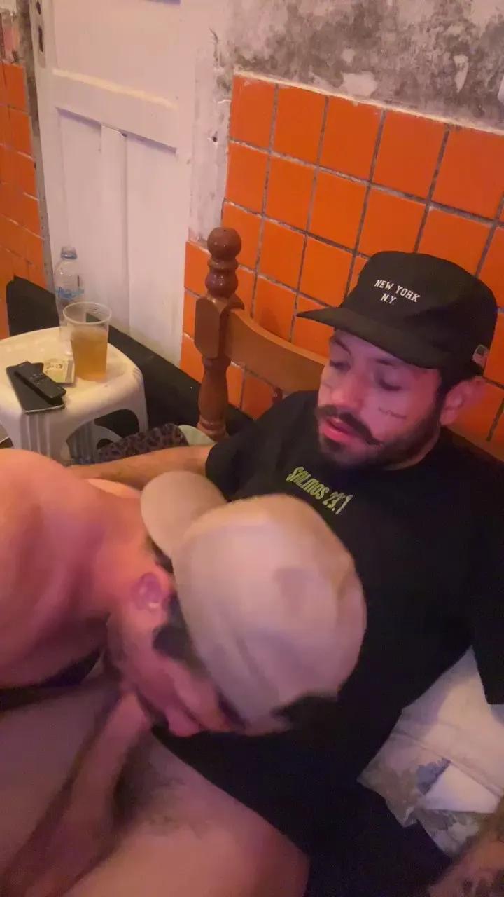 Gaycasalputo on Cam4
