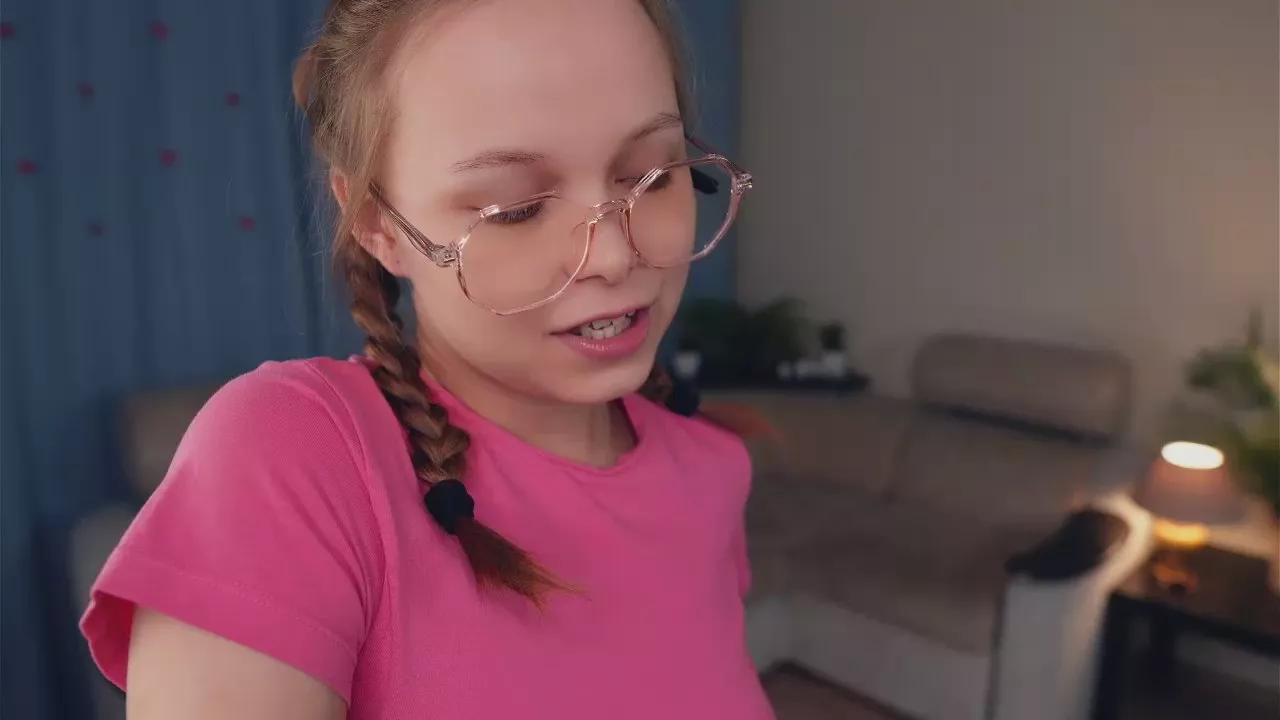 GemmaFarabee on Cam4 