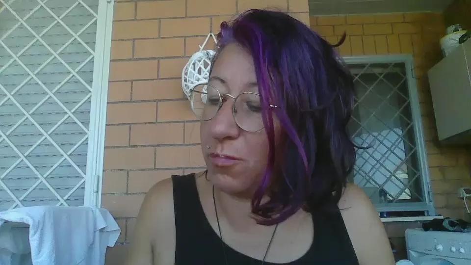 ginnygi on Cam4 
