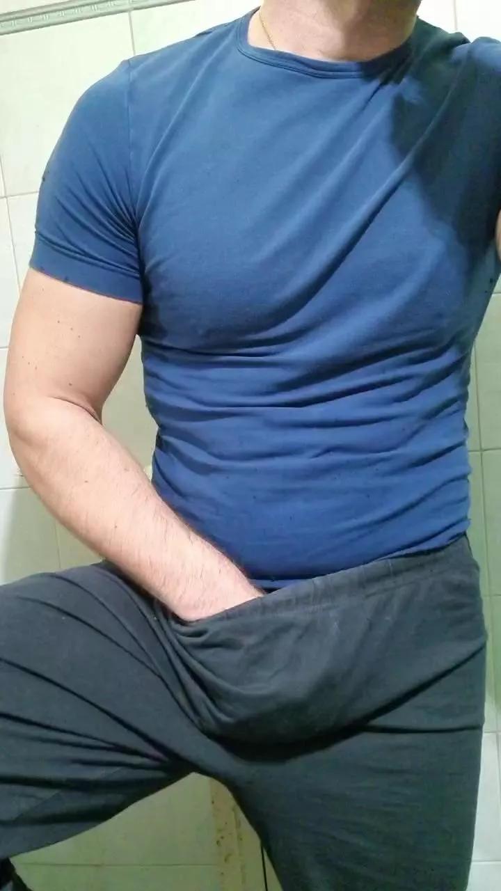 giovan2020 on Cam4 