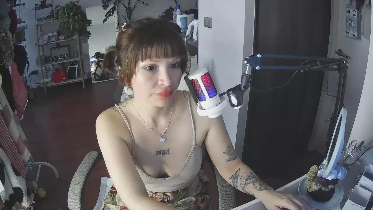 givie on Cam4 