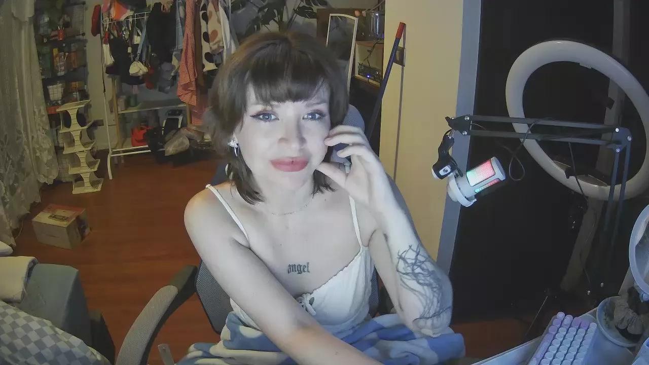 givie on Cam4 