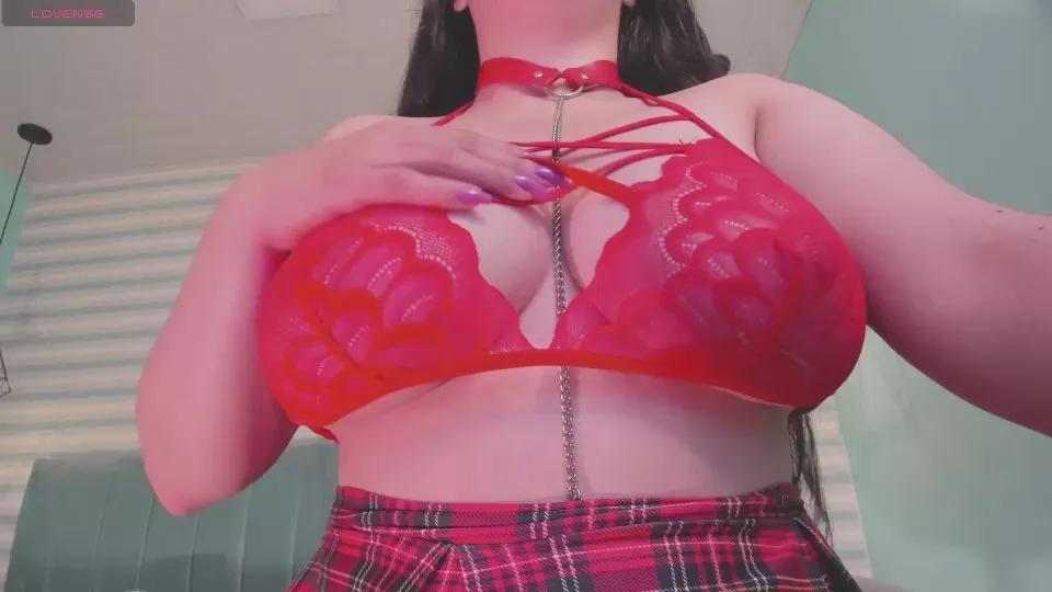 goddess_kianna on Cam4 