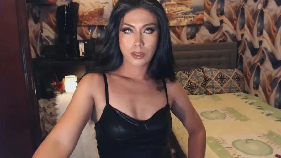 GoddessManiac on Cam4 