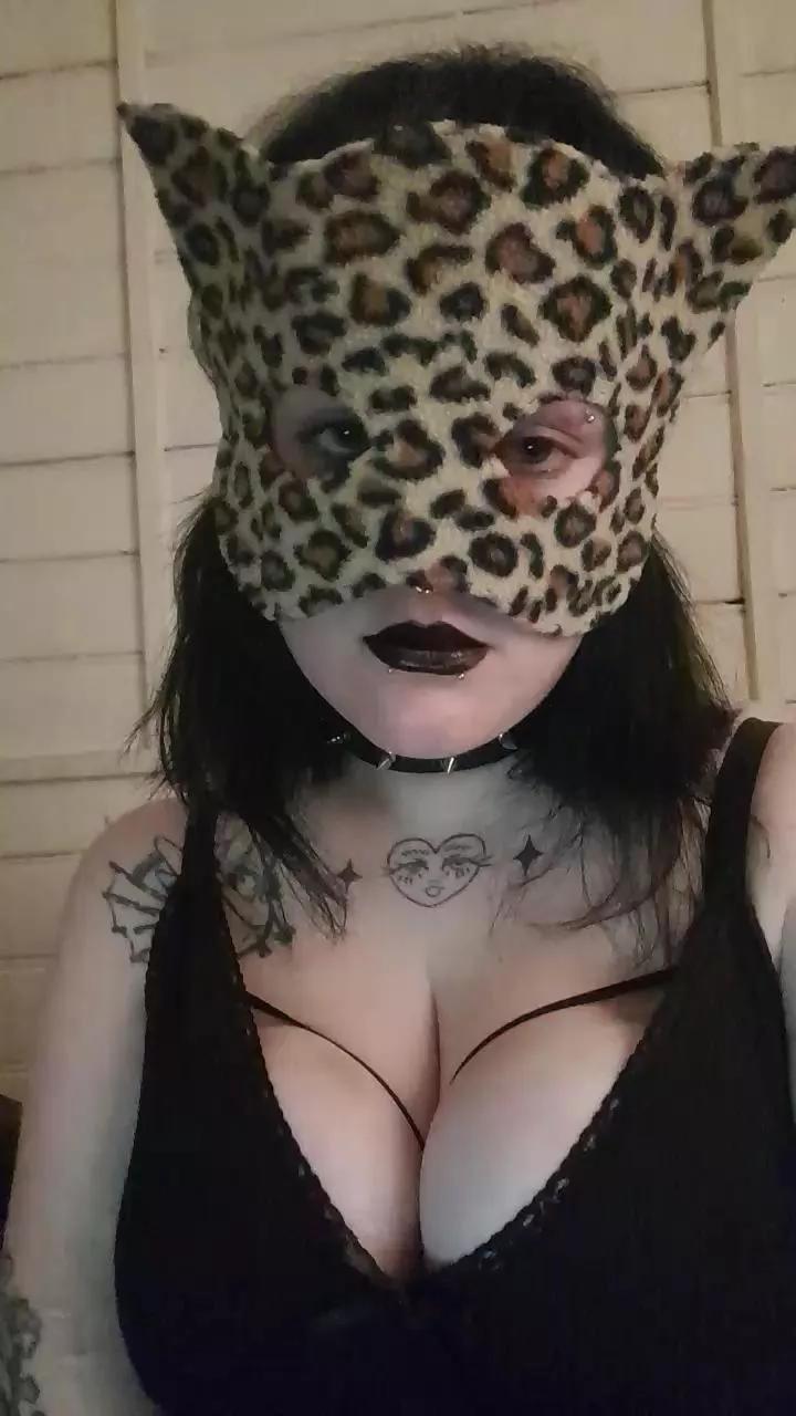 goticanina on Cam4 