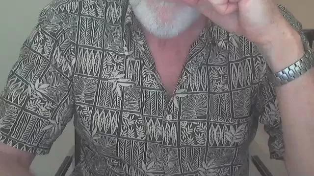 hairybull on Cam4 