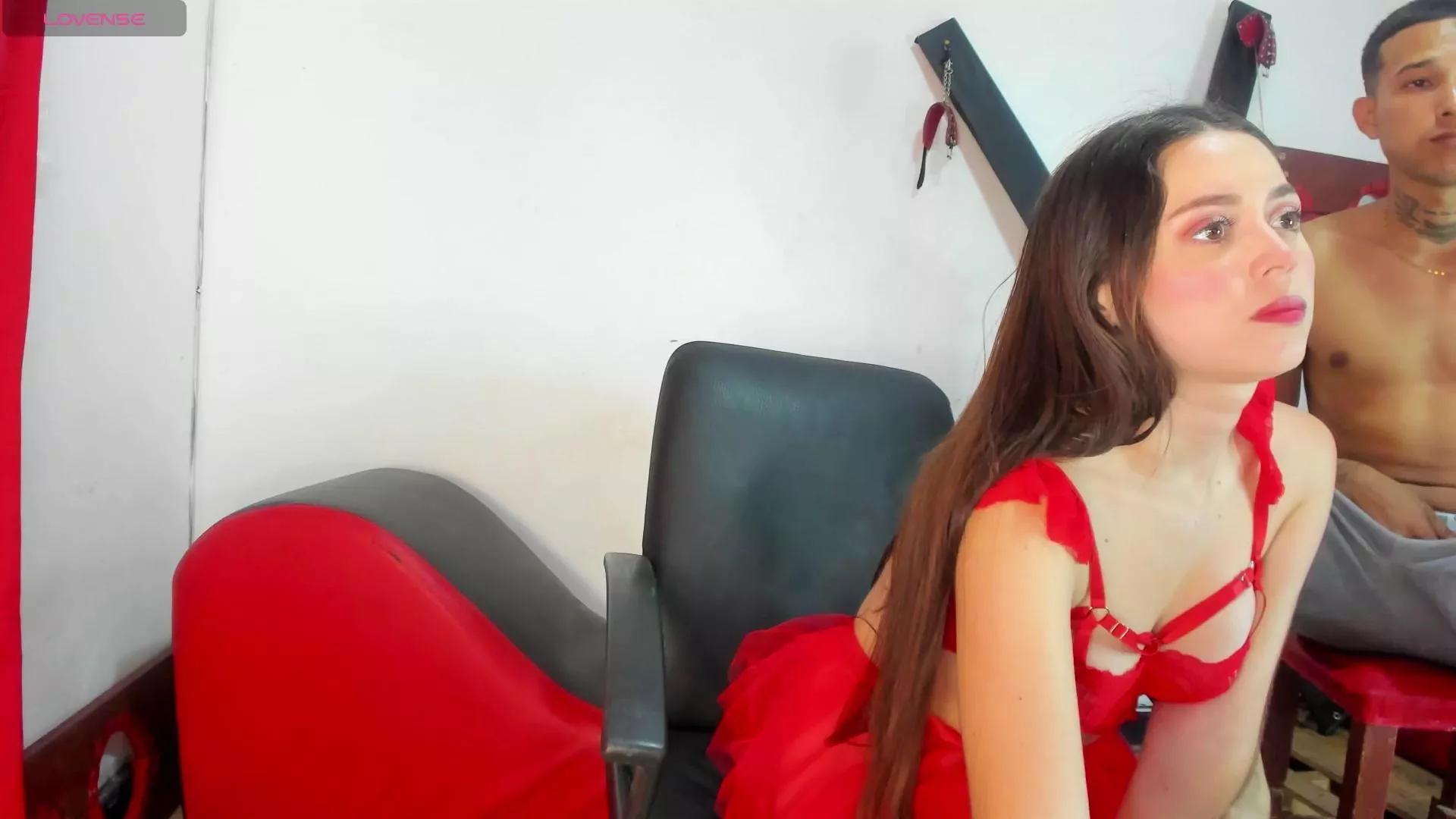 Hana_and_Zeta on Cam4 