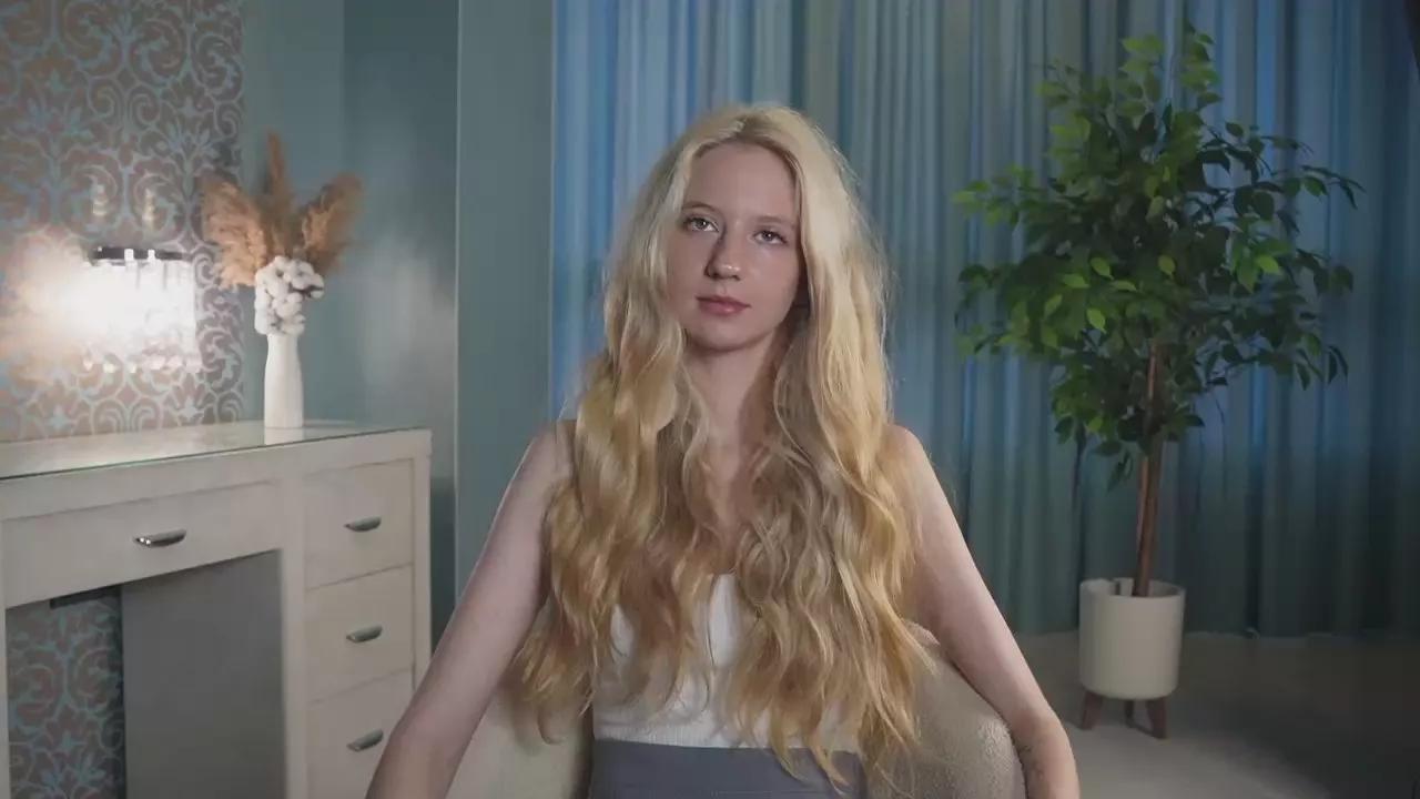 HollisCrute on Cam4 