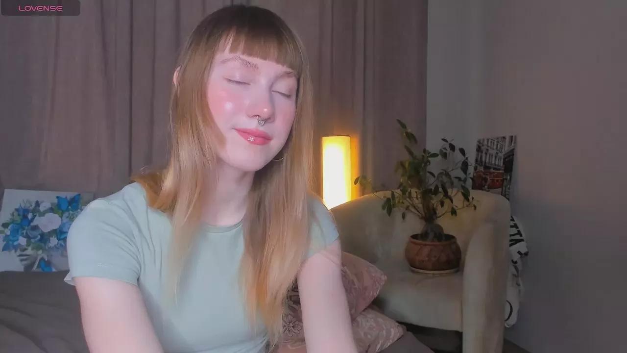 HollisElin on Cam4 