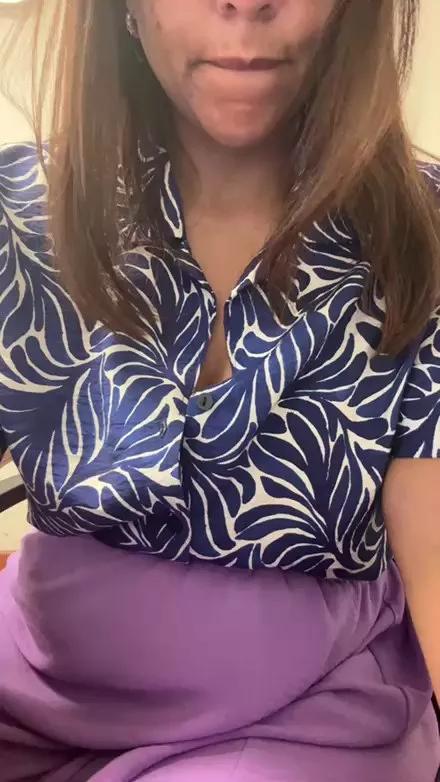 Hotmamimorena on Cam4 