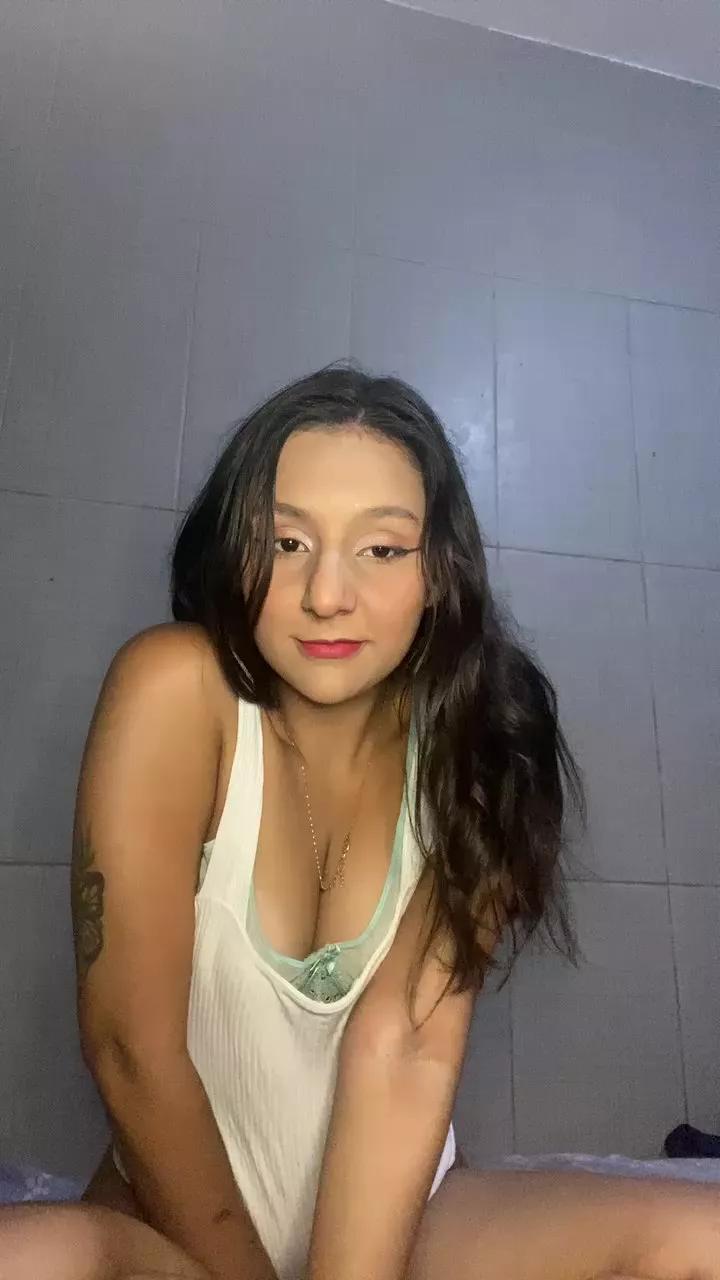 hottie_emma on Cam4 