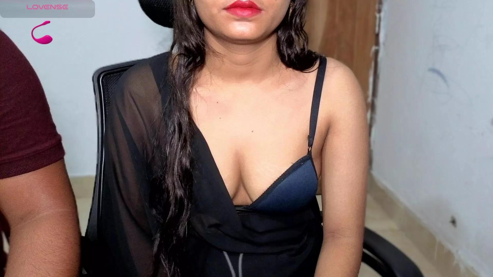 indiansexypoja on Cam4 