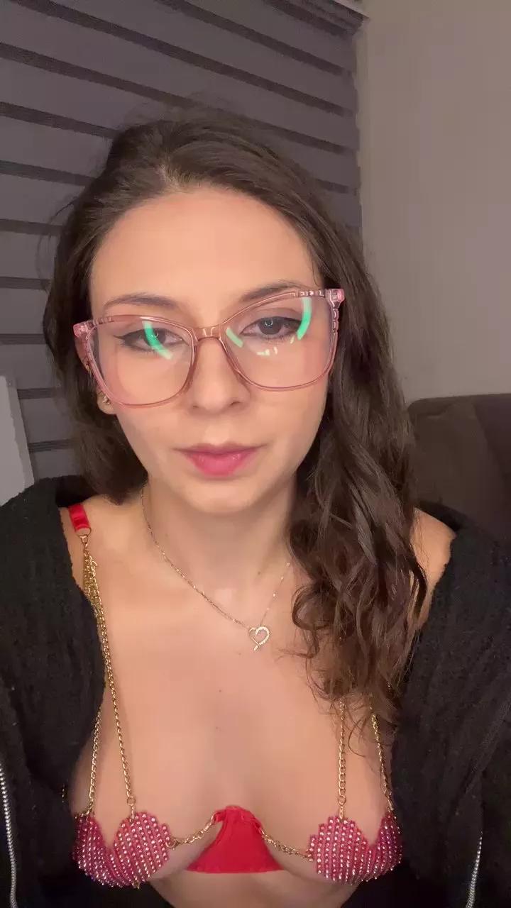 isaluna3 on Cam4 