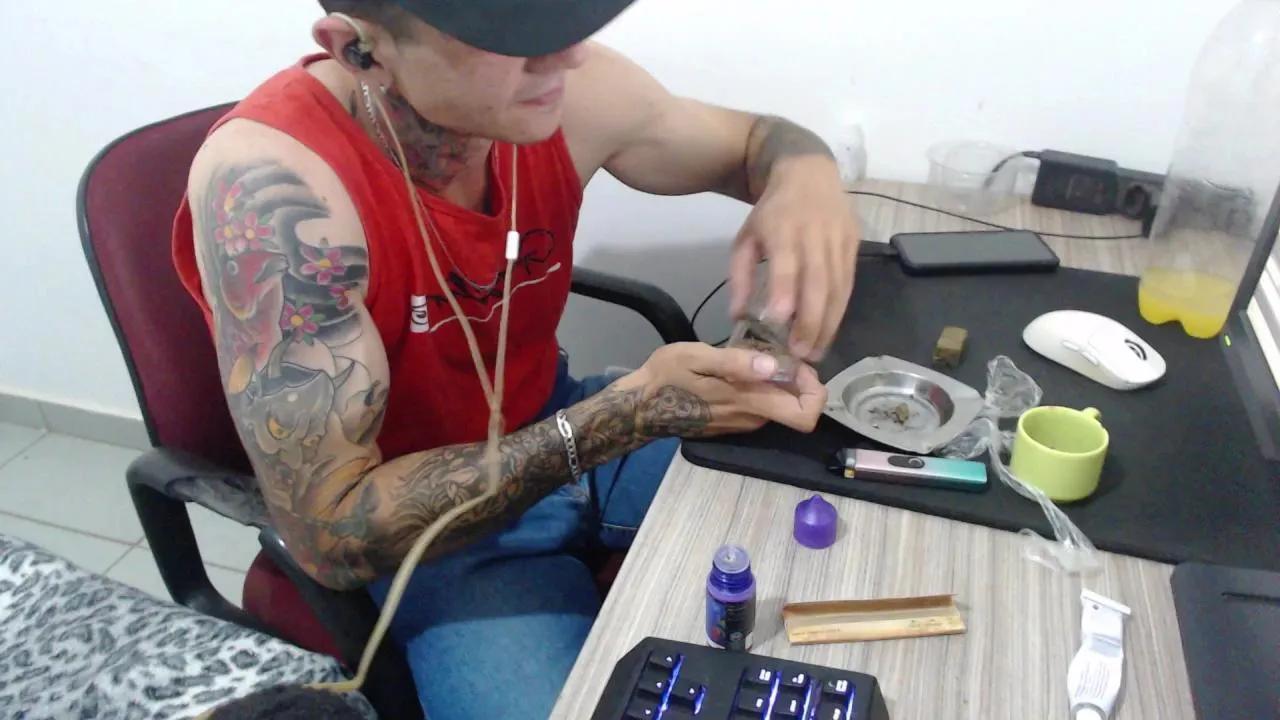 Offline Jac8k on Cam4