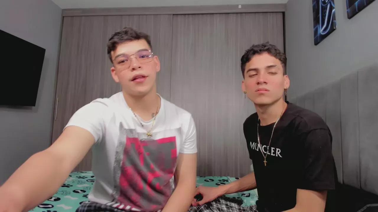 jake_joaquin02 on Cam4 