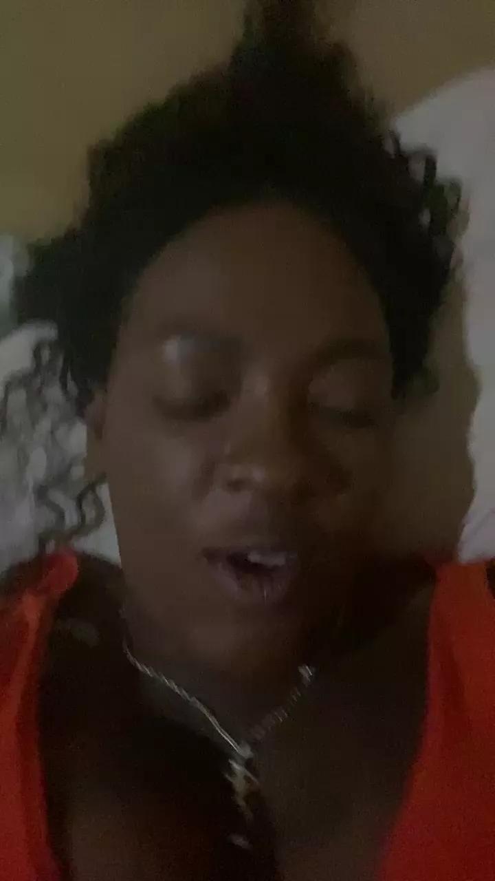 jamaica49 on Cam4 