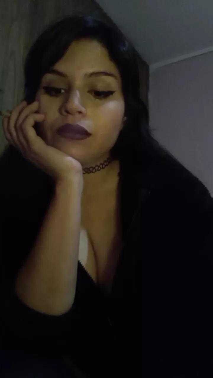 Jan3Bloss0m on Cam4 
