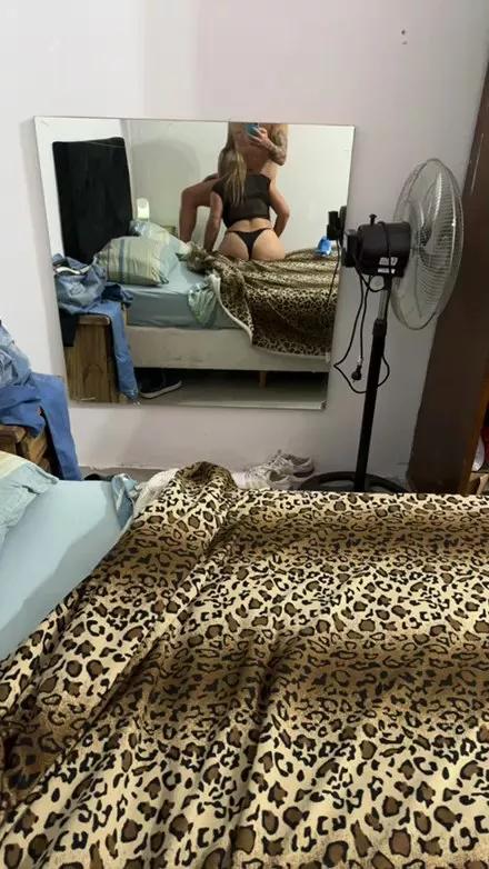 Jannahot2024 on Cam4 