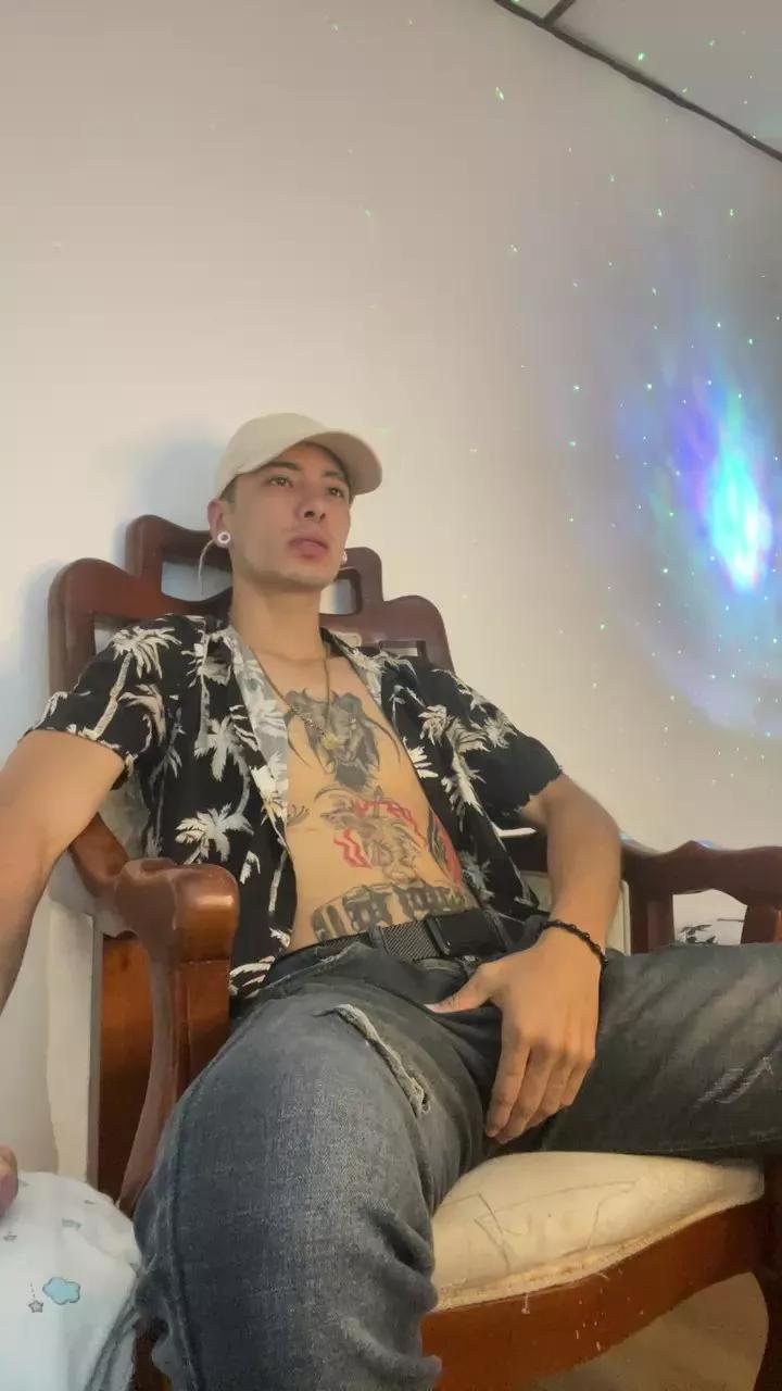Jimm66_ on Cam4 