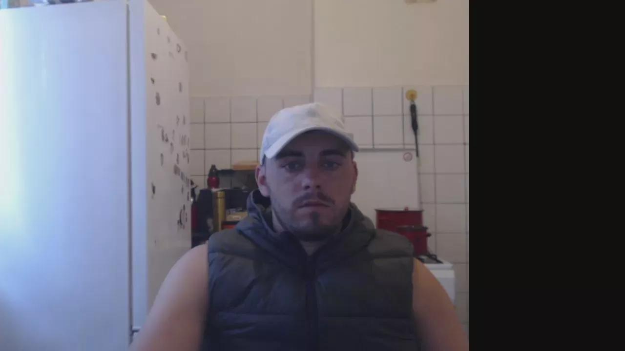 Jimmygog_22_ on Cam4 