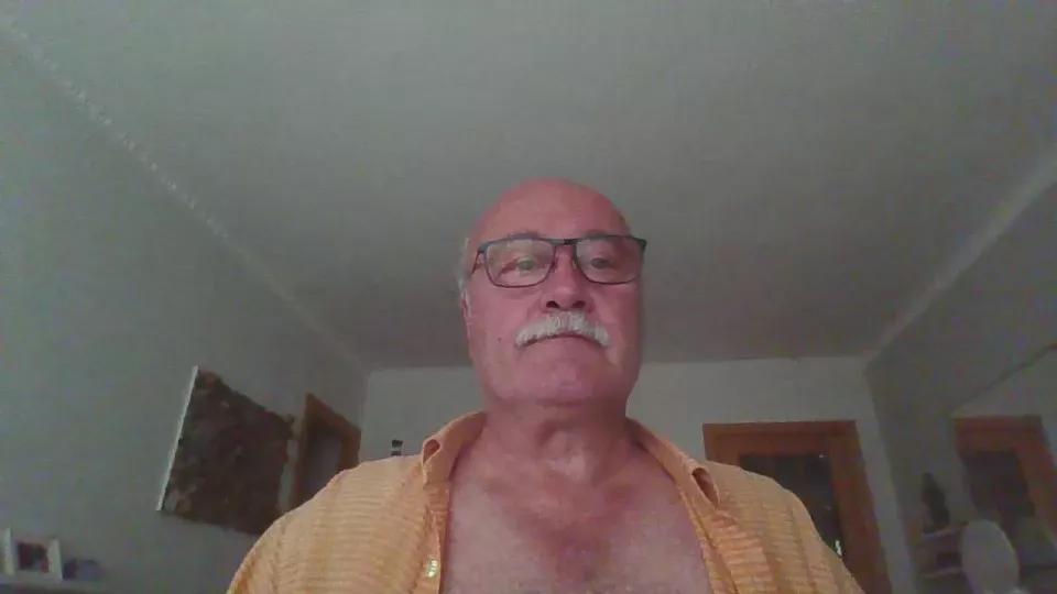 joanfdiaz62 on Cam4 