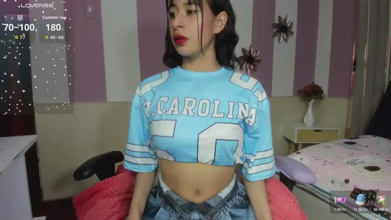 julietha_evanss on Cam4