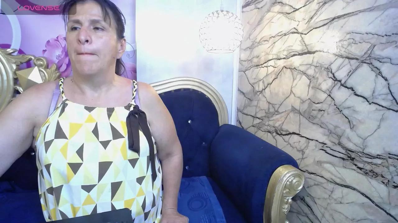 karito_mature on Cam4 