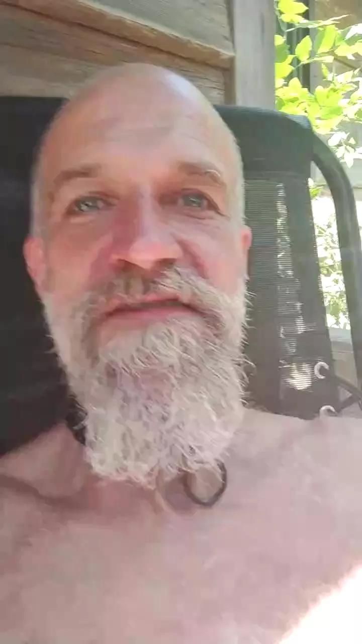 Kinky_canuck1 on Cam4 