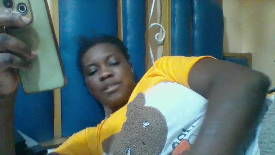 Kinkydiva1 on Cam4 