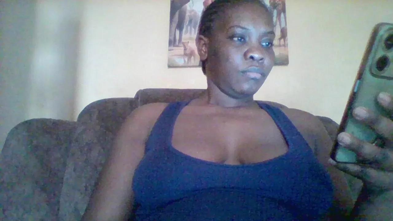 Kinkydiva1 on Cam4 