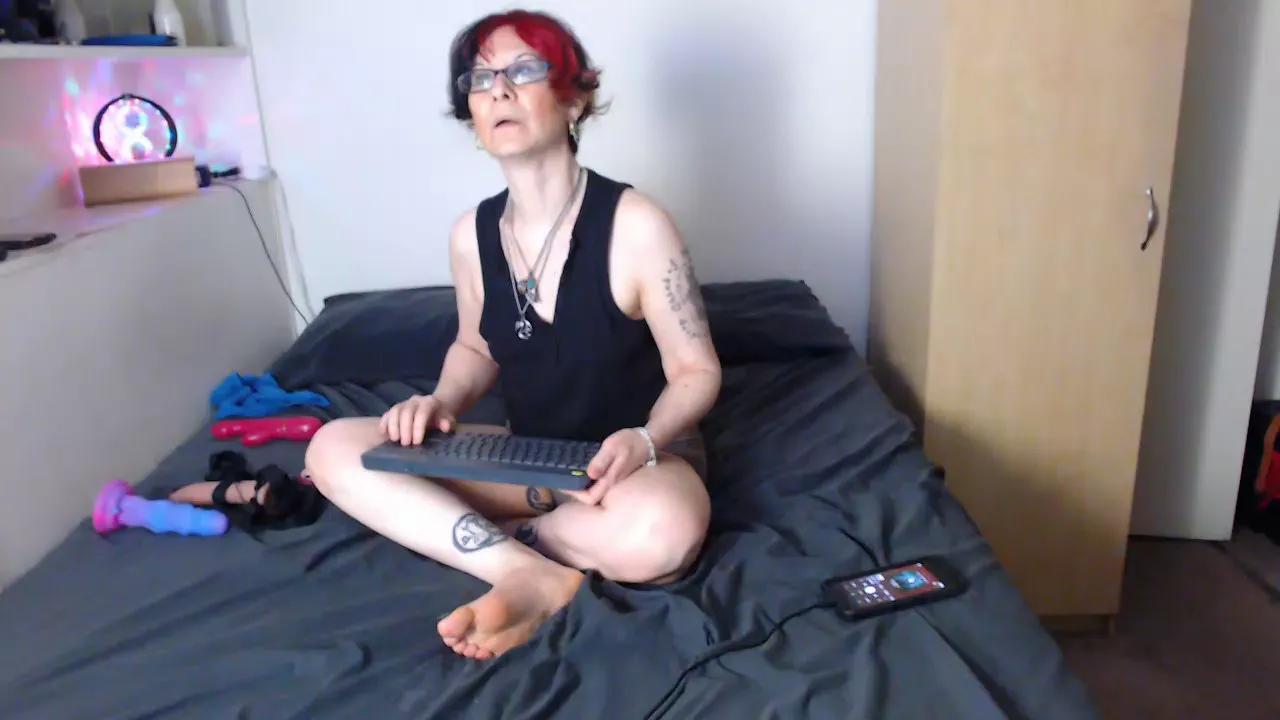 KissraChick on Cam4 