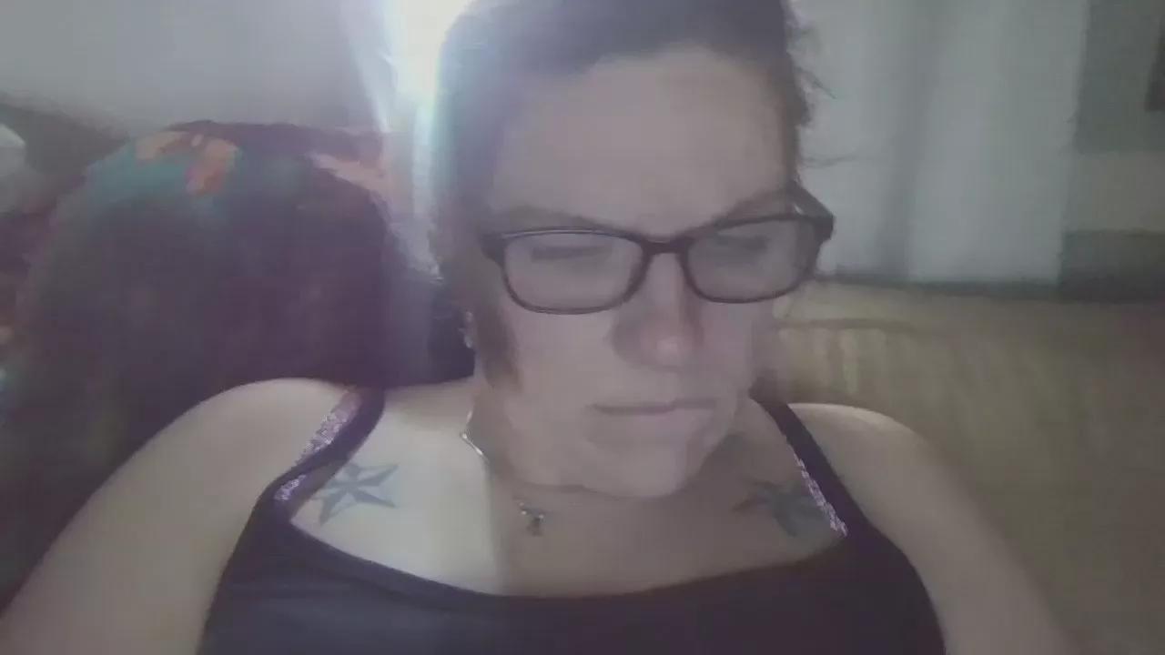 Kitty_Kat4u on Cam4 