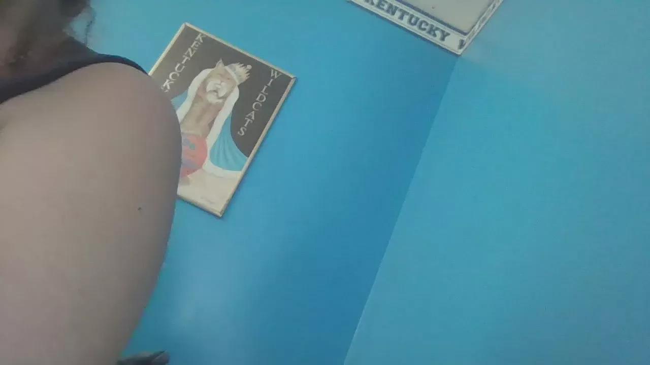 Kitty_Kat4u on Cam4 