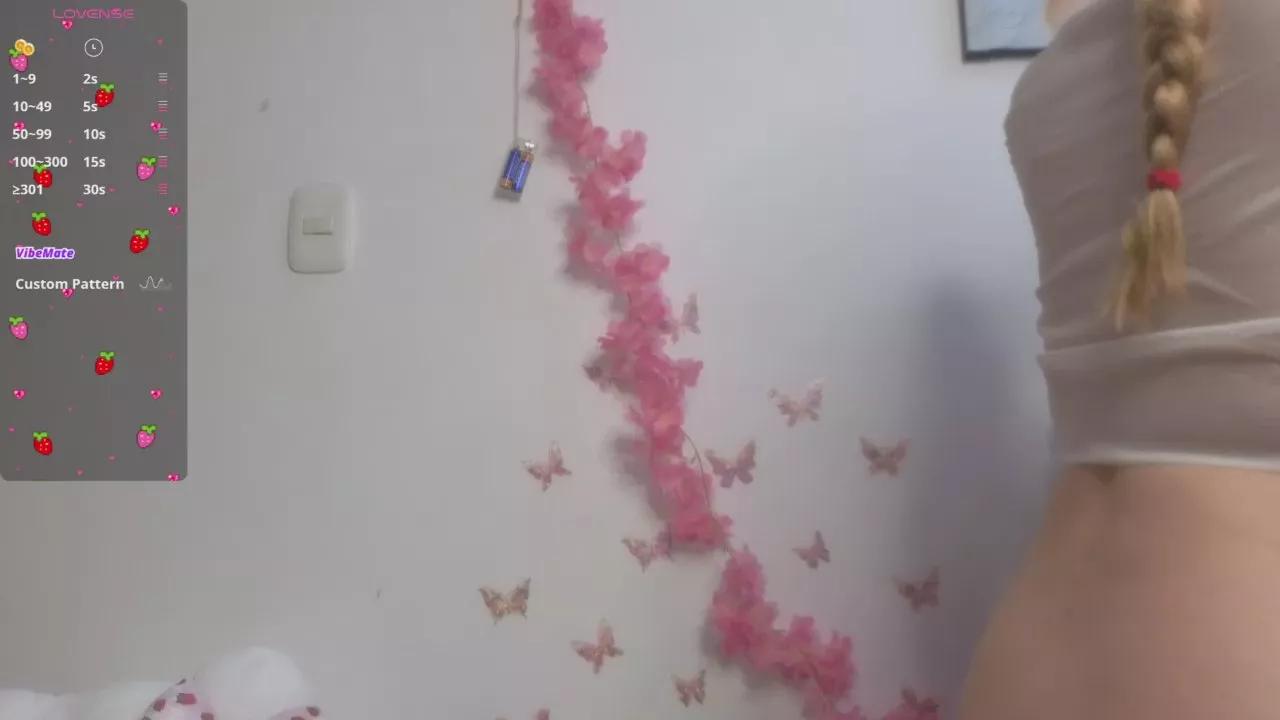 kitty_roses_ on Cam4 