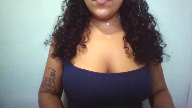 lailiz on Cam4 