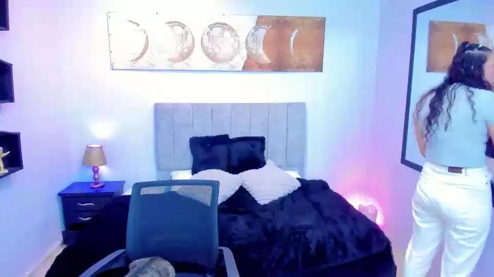 Lana_stone_ on Cam4 