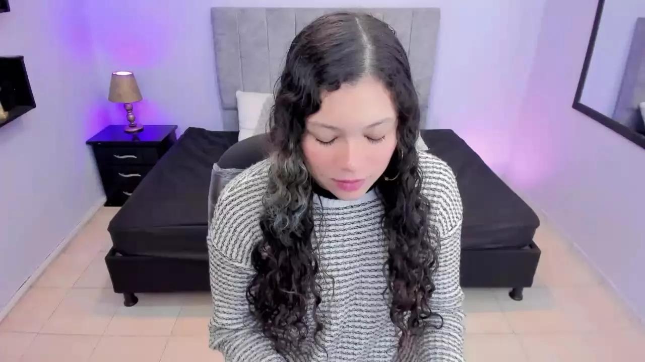 Lana_stone_ on Cam4 