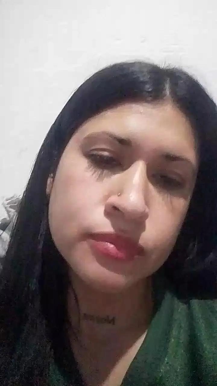 Lapochii_ on Cam4